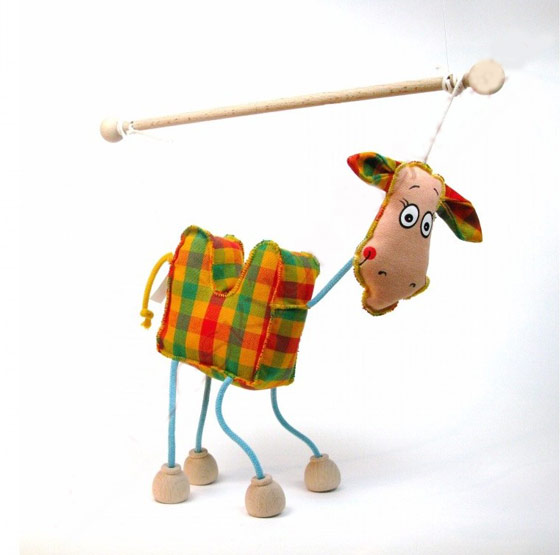 Camello marioneta titere 