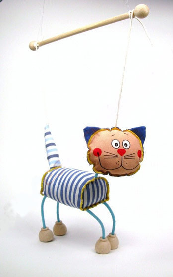 Gato marioneta titere  
