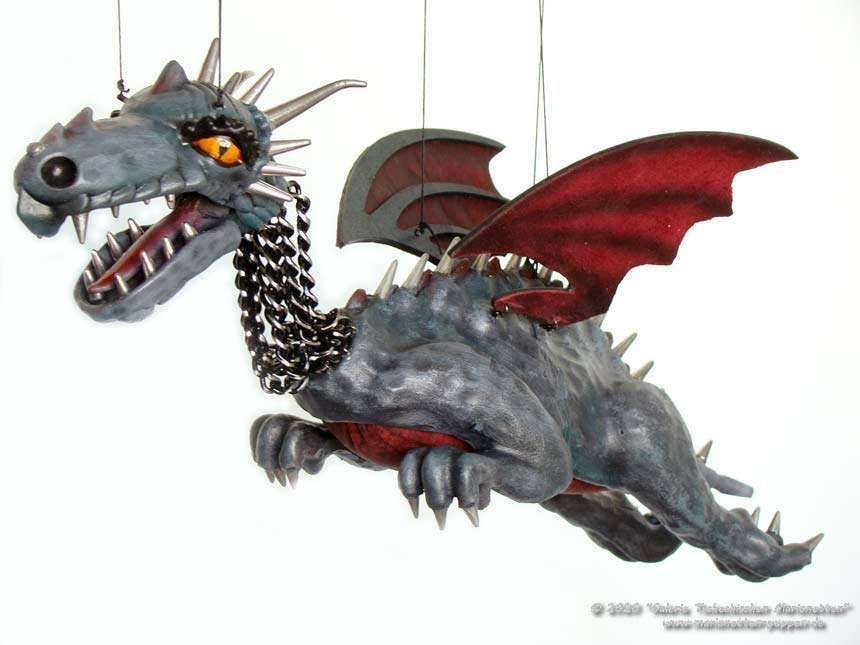 Dragón marioneta