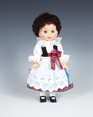 Litomysl muñeca en trajes nacionales 