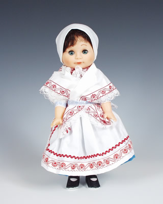 Turnov muñeca en trajes nacionales  