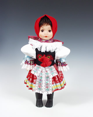 Vlcnov muñeca en trajes nacionales   