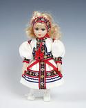 Kopanice muñeca en trajes nacionales 