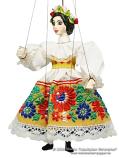 Marioneta en traje nacional Maria