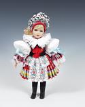 Novia Vlcnov muñeca en trajes nacionales 