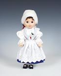 Telc muñeca en trajes nacionales  